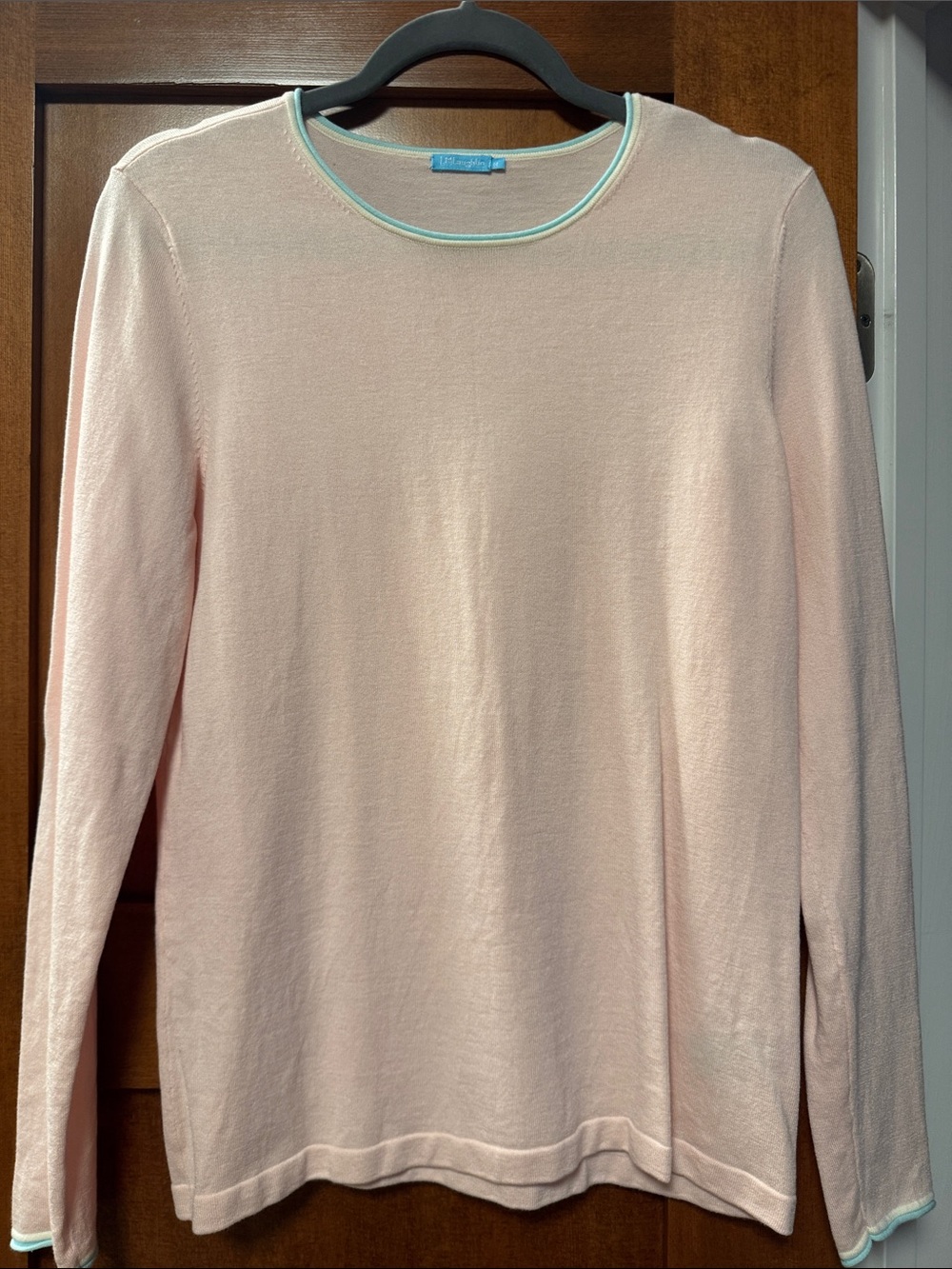 Light Pink Crewneck Sweater with Mint Trim - Women's Classic Knit